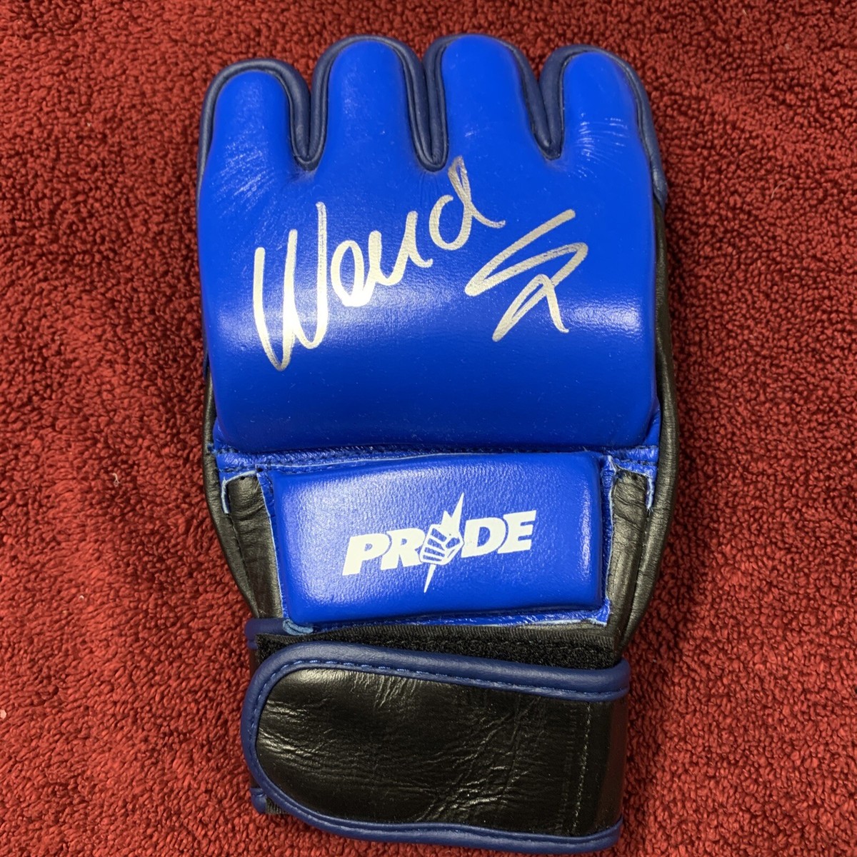 WANDERLEI SILVA *SIGNED* Replica Pride MMA GLOVE UFC Autograph Axe