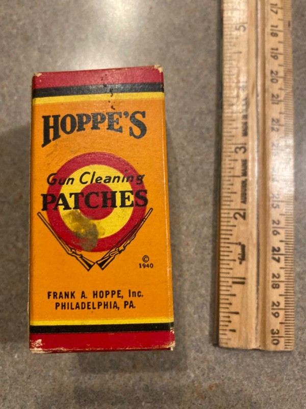 Vintage 1980’s Hoppes 22 Cleaning Patches With Original Box.