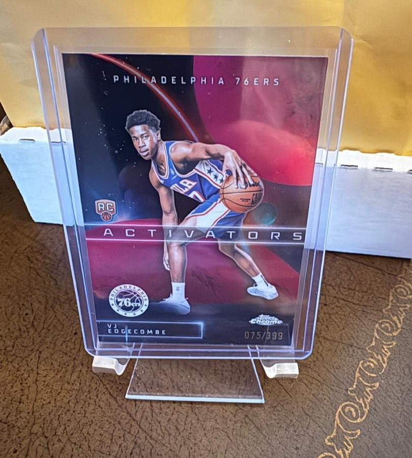 2025/26 TOPPS CHROME VJ EDGECOMBE ACTIVATORS MAGENTA REFRACTOR ROOKIE RC #D 399