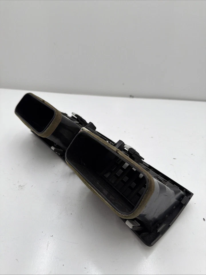 Toyota Camry 2007 ventilación de aire tablero moldura derecha 84332-06100-E0 OEM 07 08 09 10B191-36 Foto 2 de 4