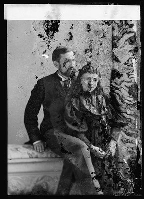 Photo:J.J. Carey with Child Portrait Photograph 1894-1901