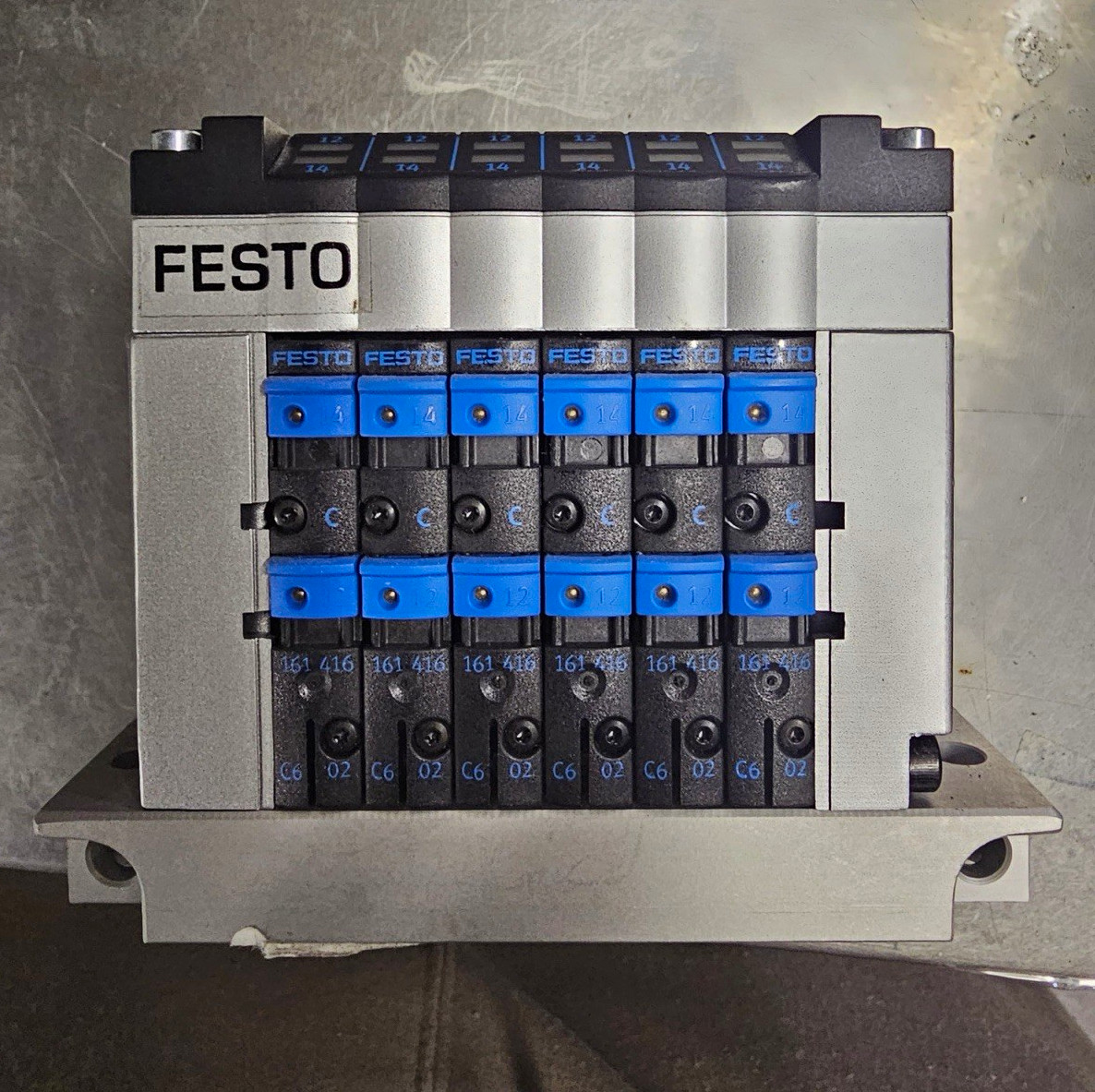 Festo CPV10-VI 6 Station Valve Manifold CPV10-GE-MP-6 18254 24VDC Tested