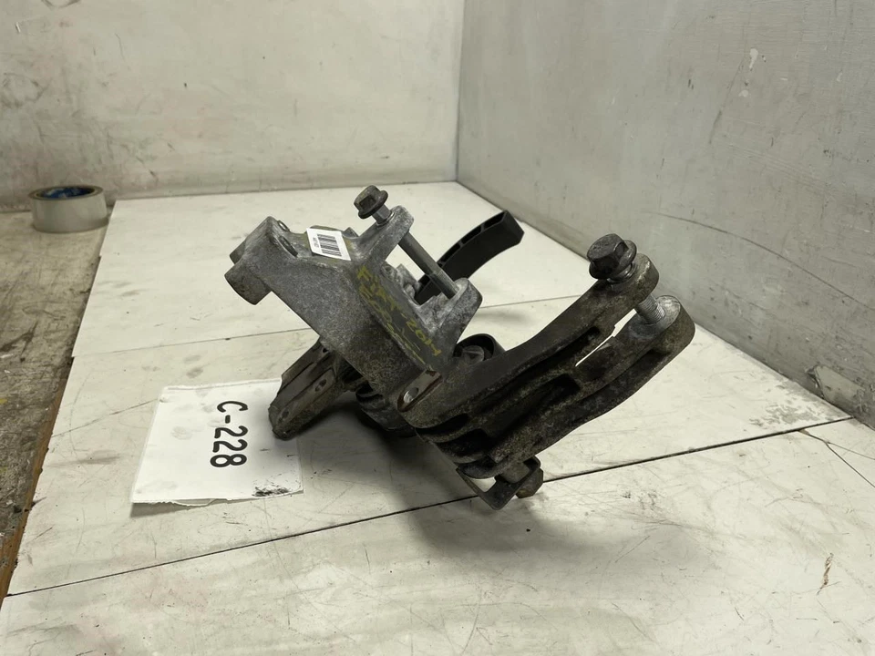 2014 FIAT 500L ALTERNATOR AND COMPRESSOR BRACKET MOUNT SUPPORT OEM+ - Image 2 of 4