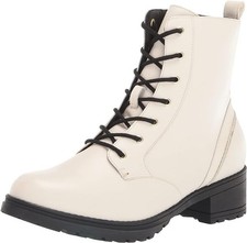 Bota de combate impermeable para mujer Cole Haan W24593 talla 8 blanca/marfil