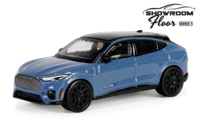 FORD Mustang Mach-E GT Performance - 2023 - vapor blue - Greenlight 1:64