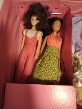 Vintage 1985 Barbie Carrying Case / Storage Trunk 3"x13"x10" Some Extras