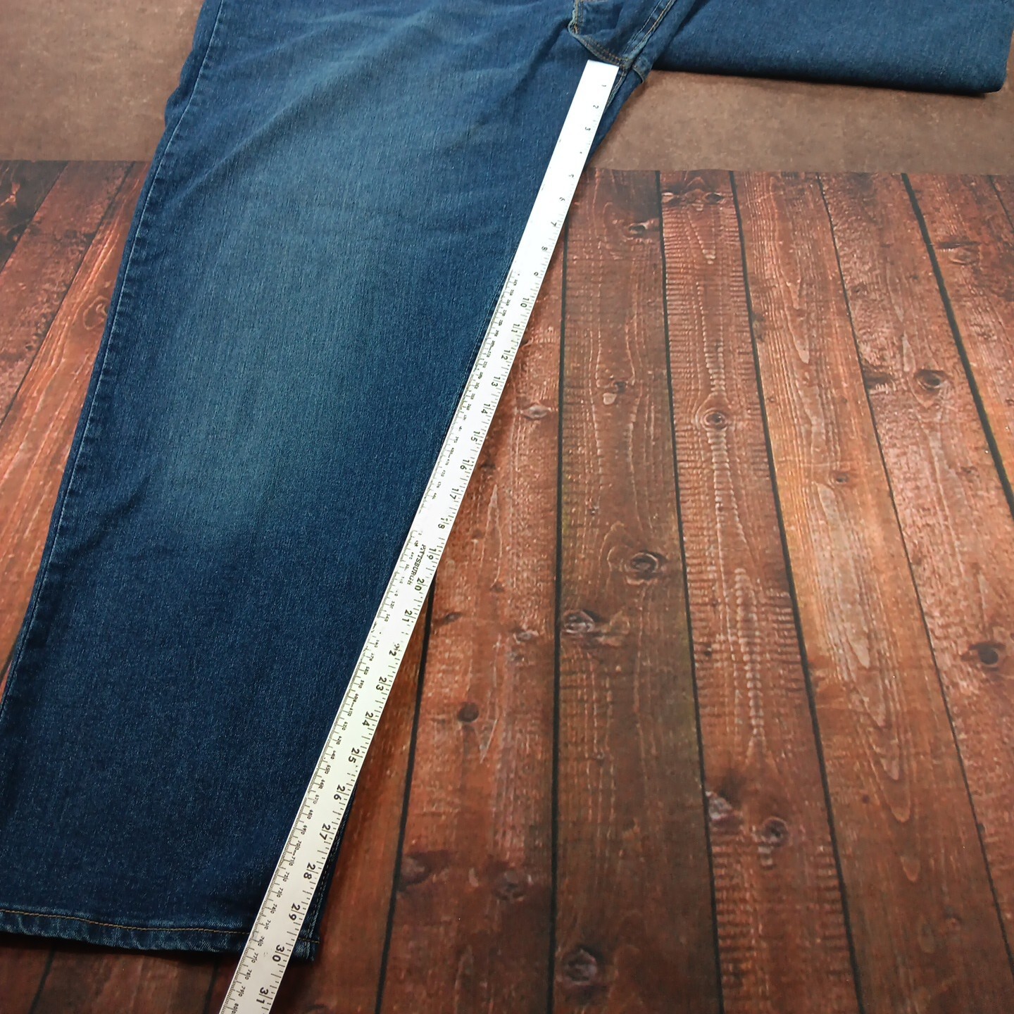 Wrangler Jeans Men's Size 48x30 Relaxed Fit Dark Wash Blue *NEW*