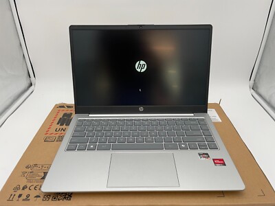 HP 14'' AMD Ryzen 3-7320U LPDDR5 4GB Radeon 256GB Windows 11 Home Silver - NOB