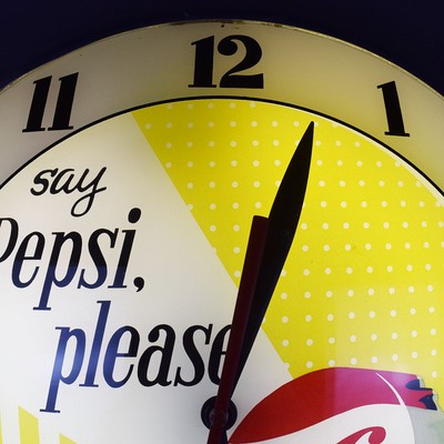 Say Pepsi Please Double Bubble Light Up Clock Works Great 1961 15
