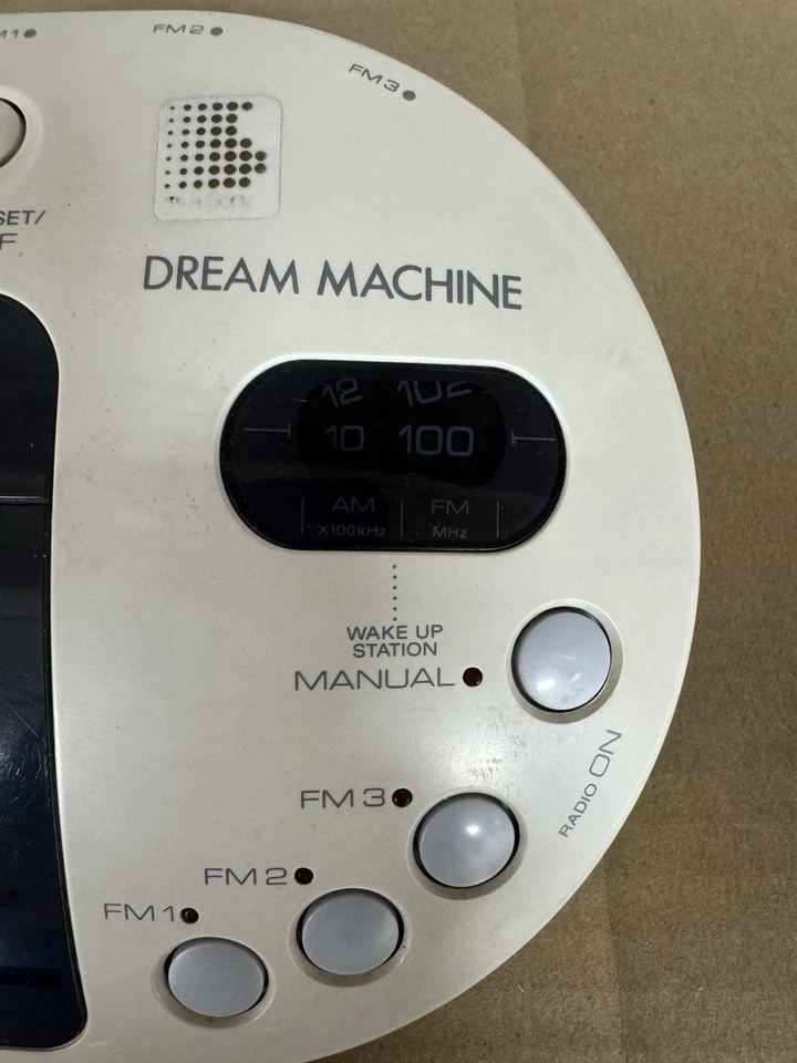 Sony Dream Machine Dual Alarm Clock ICF-C730 FM AM Radio Green LED / Rare Model - Image 4 of 4