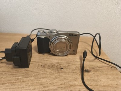 Nikon Coolpix S9900 Silber-Kompakt Digitalkamera Guter Zustand Getestet  