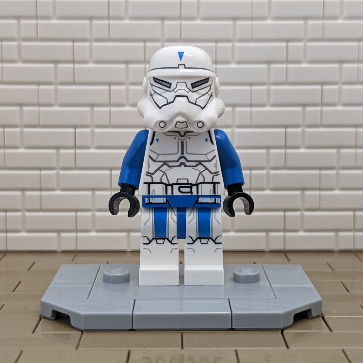 NEW Lego Star Wars Special Forces Commander Clone Trooper Minifigure