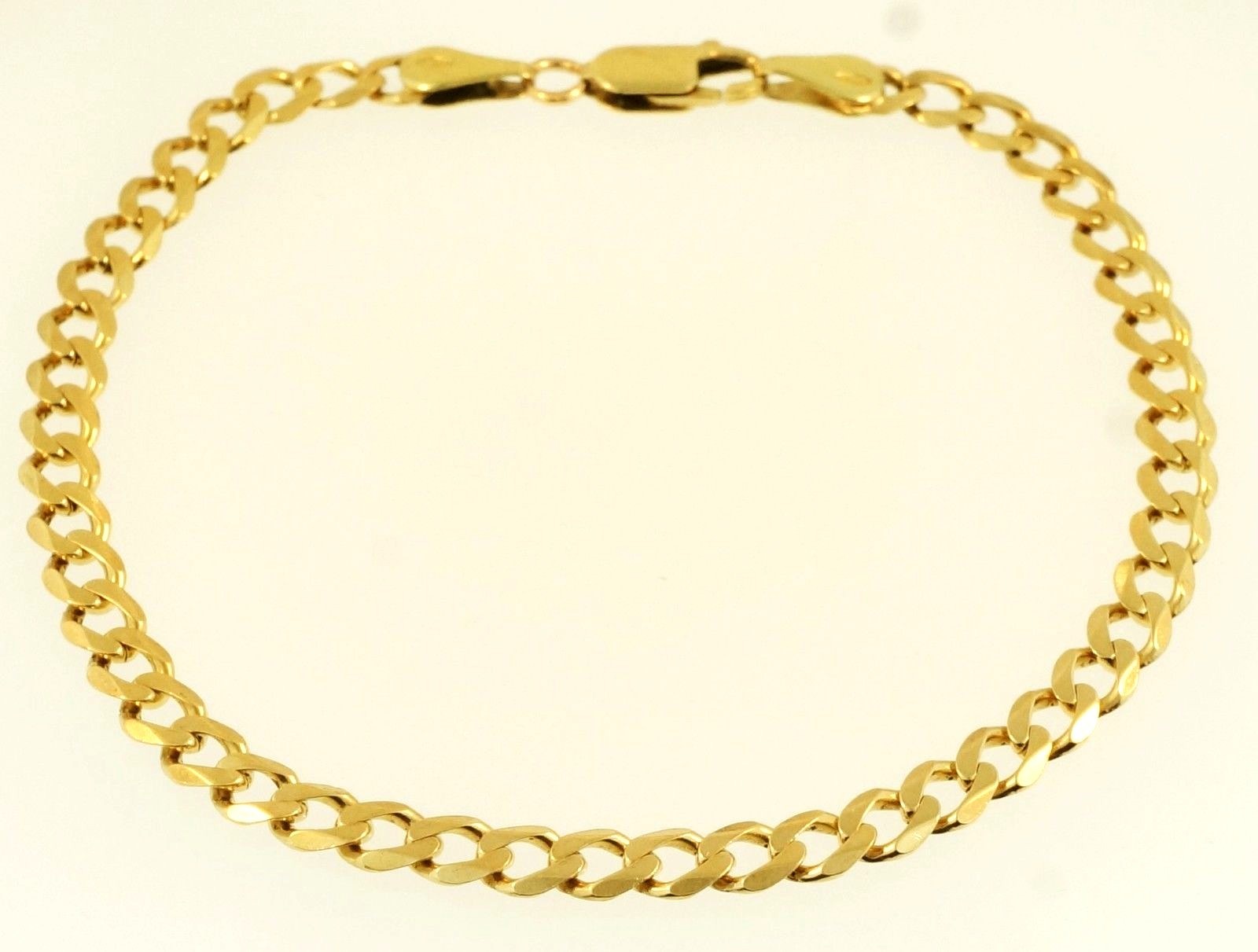 9Carat Yellow gold 7.75 Curb Bracelet (4mm Wide) 9Carat Yellow gold 7.75 Curb Bracelet (4mm Wide)