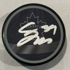FRASER MINTEN SIGNED TORONTO MAPLE LEAFS HOCKEY PUCK W/ CASE COA