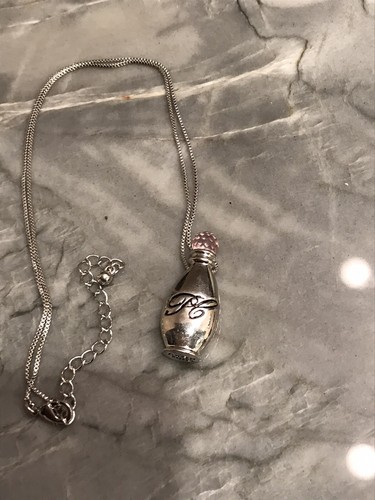 Avon PC President's Club 2004 Perfume Bottle Pendant Necklace, Pink, Silver Tone - Picture 1 of 4
