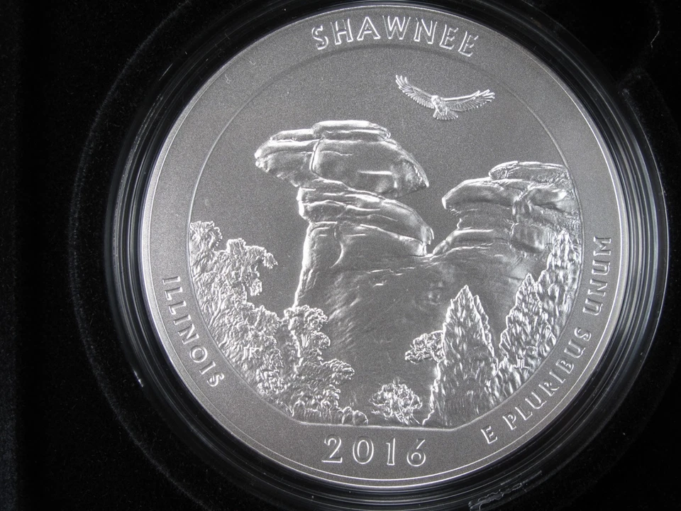2016-P SPECIMEN SHAWNEE 5 Oz. SILVER QUARTER ORIGINAL U.S.MINT BOX & COA (16AJ) - Image 2 of 4