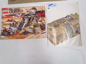 LEGO Pharaoh's Quest Scorpion Pyramid 7327 Tan Raised Baseplate & Instructions