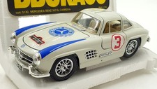 Burago 1/24 Scale Diecast 0130 - Mercedes-Benz 300SL Carrera 1954 - White