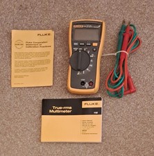 Fluke 116 True RMS Digital Multimeter 