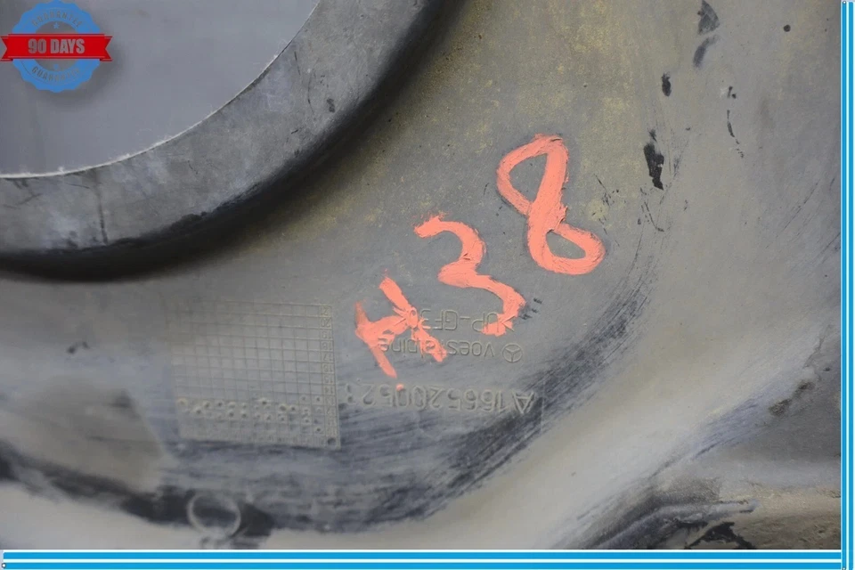 Protector contra salpicaduras bajo carrocería piso trasero Mercedes GL550 GL450 X166 13-19 FABRICANTE DE EQUIPOS ORIGINALES Foto 4 de 4