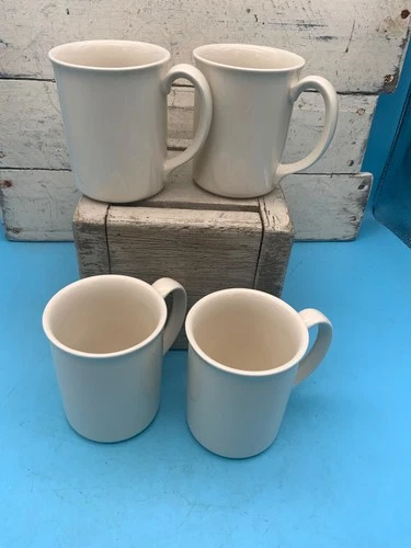 Vintage Corning USA Vintage White Coffee Mugs/Tea Cups, Set o 4