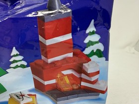 LEGO Christmas Holiday Building Tree and Fireplace  40009 Sealed Polybag RETIRED
