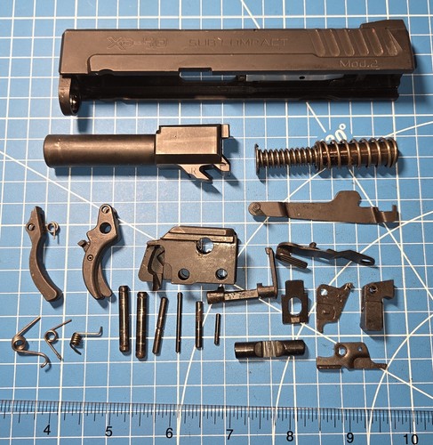 OEM USED SPRINGFIELD XD 40  SUB MOD 2 COMPLETE SLIDE AND LOWER REPLACEMENT PARTS