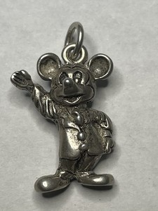 Vintage STERLING SILVER Walt Disney MICKEY MOUSE Waving Charm 3D Pendant