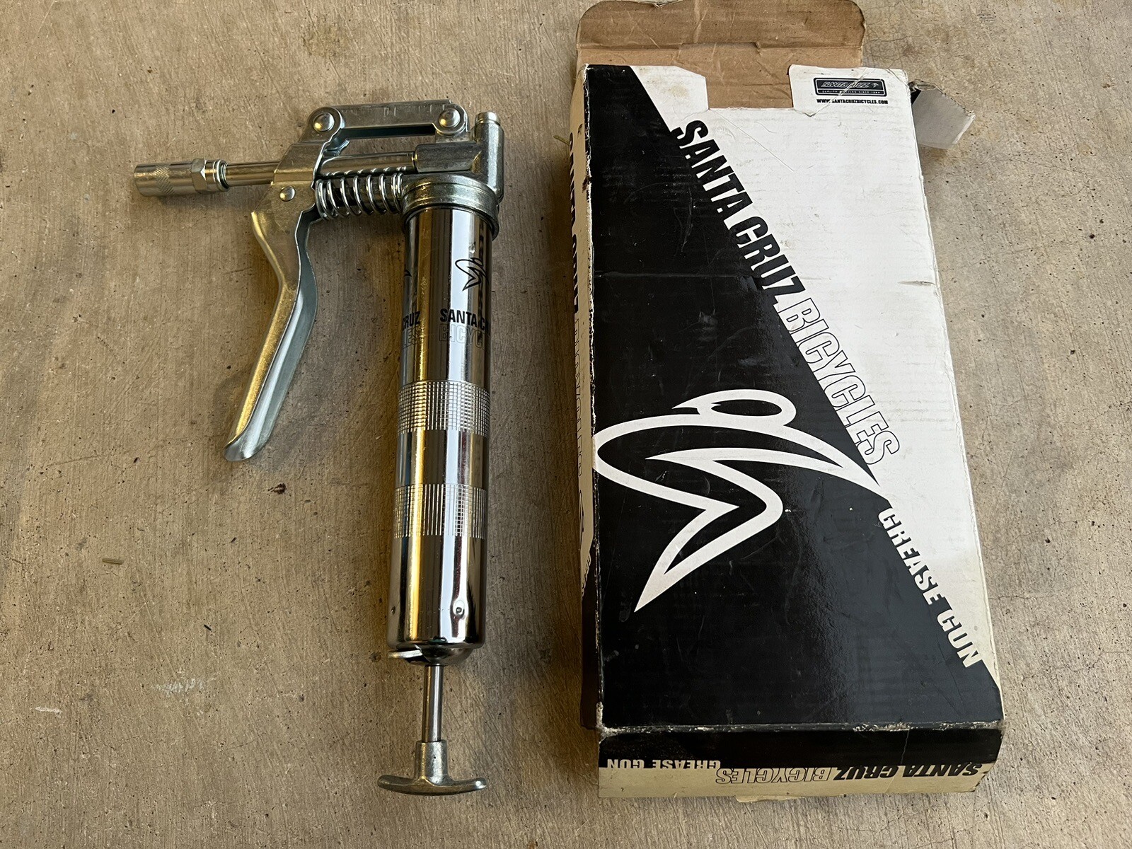 SANTA CRUZ BICYCLE Large Grease Gun With Grease eBay