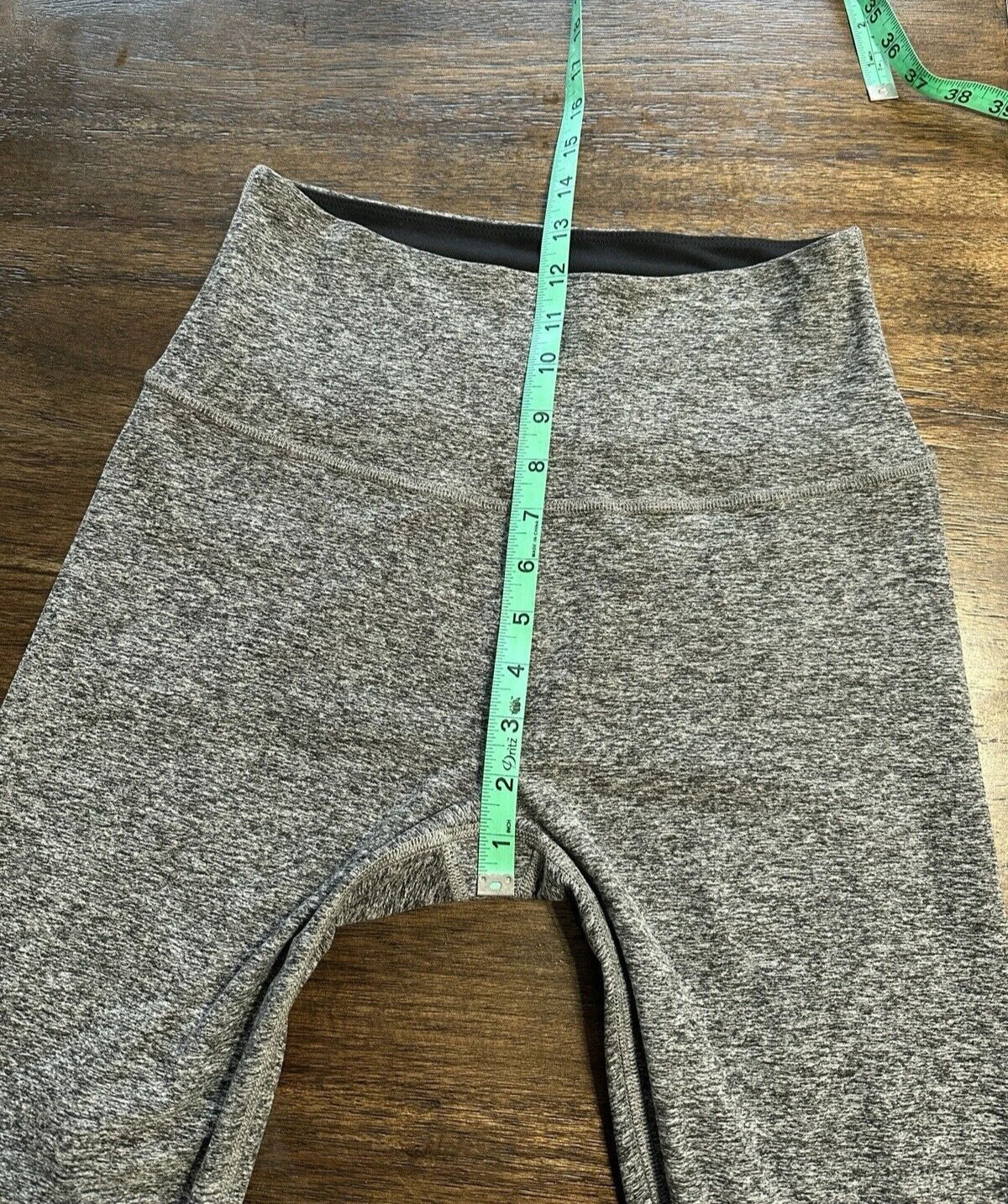 beyond-yoga tight spacedye caught in the midi crop leggings