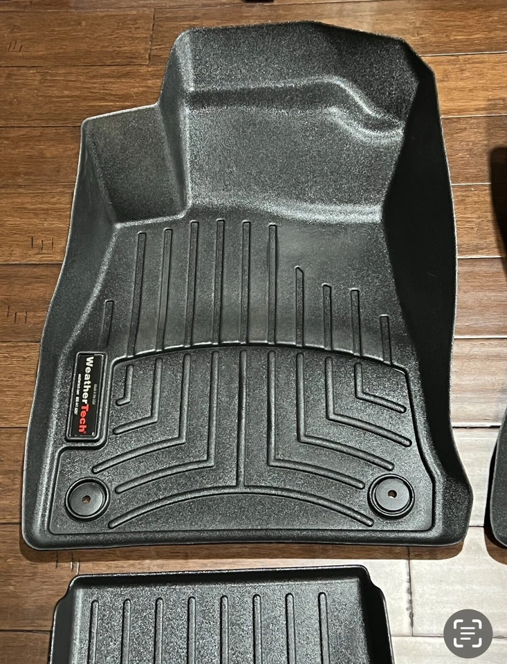 Alfombrillas WeatherTech FloorLiner para Audi A4 / A5 negras Foto 2 de 4