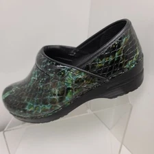 Women's Slip On Clogs Sanita Size 37 US 6 Patent Leather Snake Skin Pattern 
