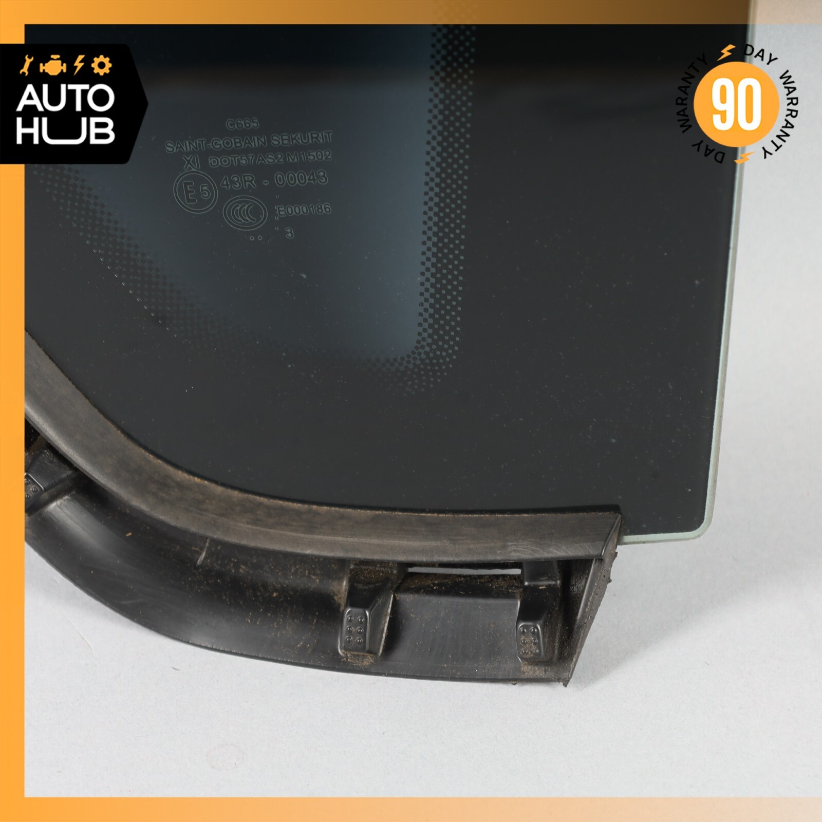 14-22 Maserati Quattroporte M156 Rear Right Side Quarter Window Glass OEM 69k