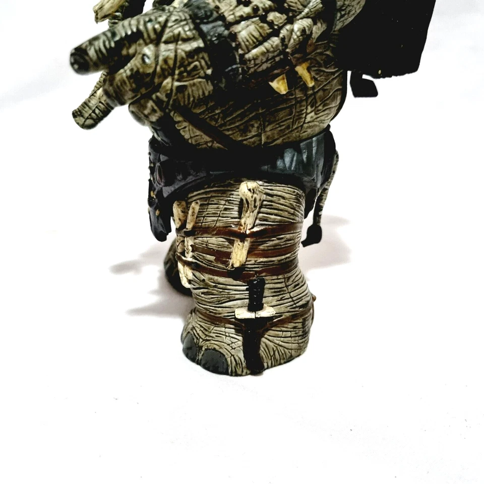 Figura de acción de colección Poacher Total Chaos Ultra McFarlane Toys Spawn suelta Foto 3 de 4