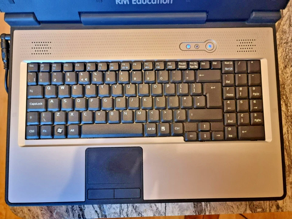 RM Mobile One 310 i3 2.4Ghz 5gb RAM 320GB Windows 11 Office 365 Rugged Laptop - Image 4 of 4