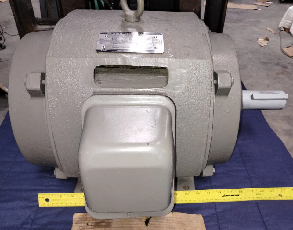 15HP TOSHIBA 3-PHASE INDUCTION MOTOR B0156VLF1UK 208/230/460V 60Hz 1175 RPM 284T - Image 4 of 4