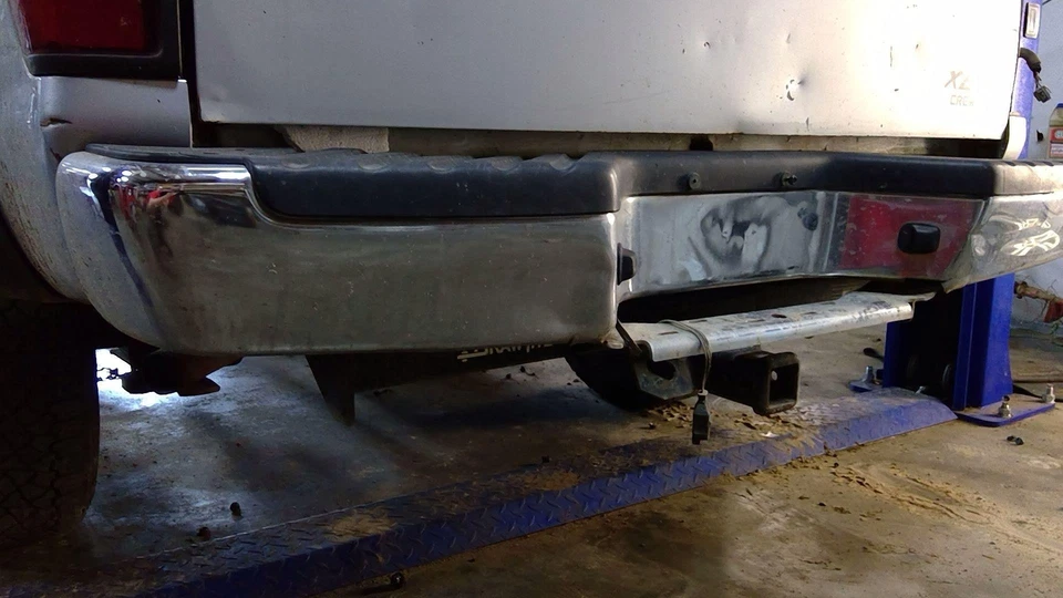 Conjunto de parachoques paso raro cromado para Nissan Frontier 99-2000 envío gratuito Foto 2 de 4