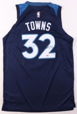 Karl-Anthony Towns Signed Minnesota Timberwolves Nike Authentic Jersey (PSA)