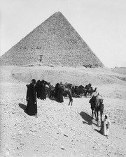 EGYPTIAN PYRAMIDS OF GIZA & BEDOUINS, EGYPT 8x10 GLOSSY PHOTO PRINT