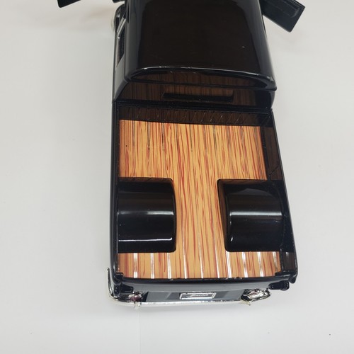 Jada Bigtime Kustoms BTK 1963 Volkswagen Bus Pickup Truck Black 63 VW - Picture 13 of 21