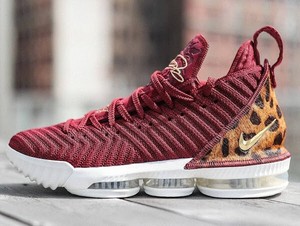 lebron tiger shoes
