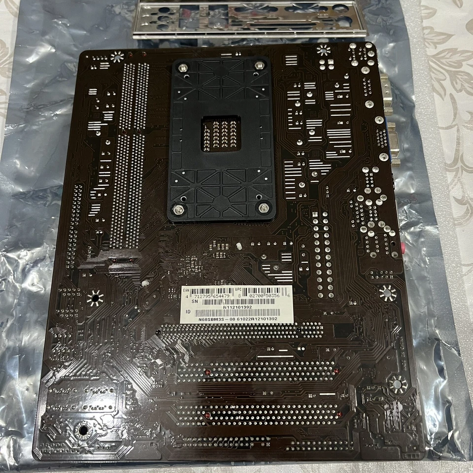 Biostar N68S3+ NVIDIA MCP68S Socket AM3 AMD DDR3 95W WIN7 Micro ATX Motherboard - Image 2 of 4