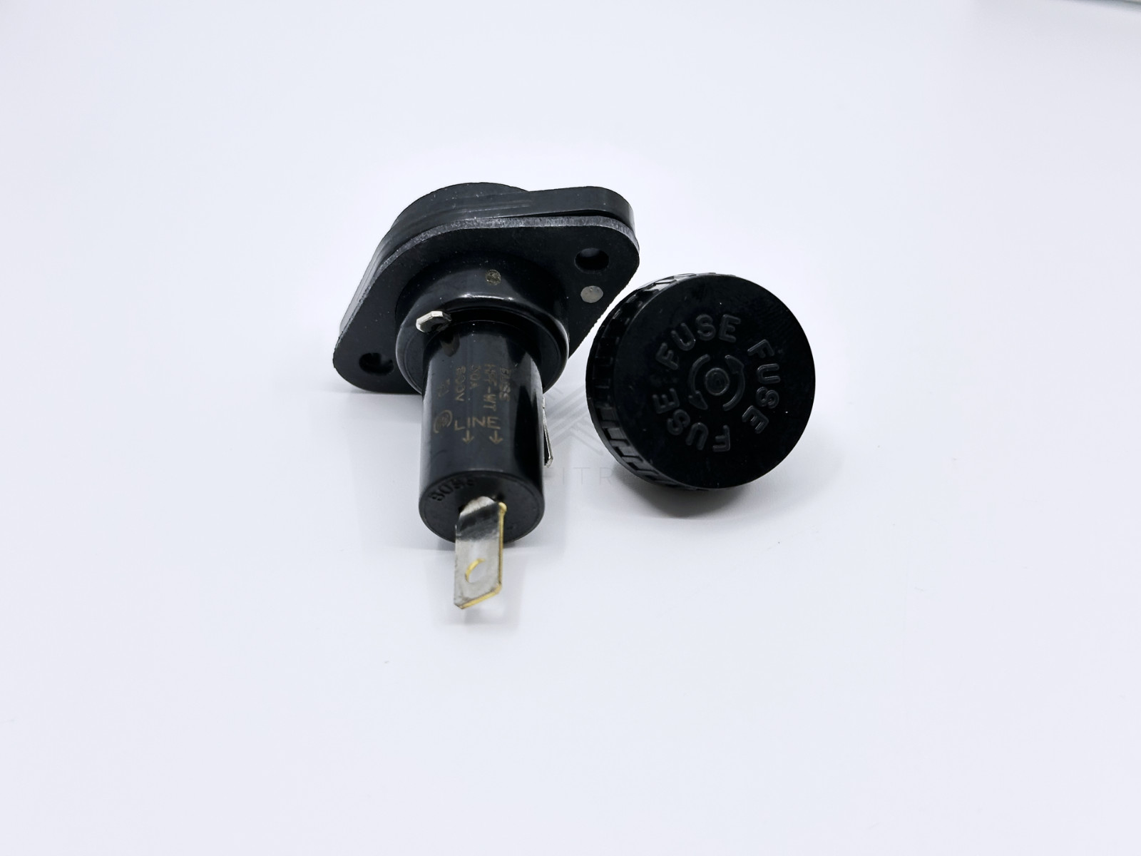 1X HPF-WT Bussmann Panel Mount Fuse Holder Screw Knob 600V 30A Max 10X38MM