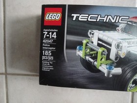 Lego Technic Police Interceptor #42047  185 Pcs Set New But Box Has issues  !
