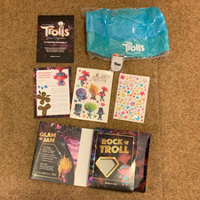 NIB Dreamworks Trolls Band Together Movie Transform Troll Merch Glam Kit