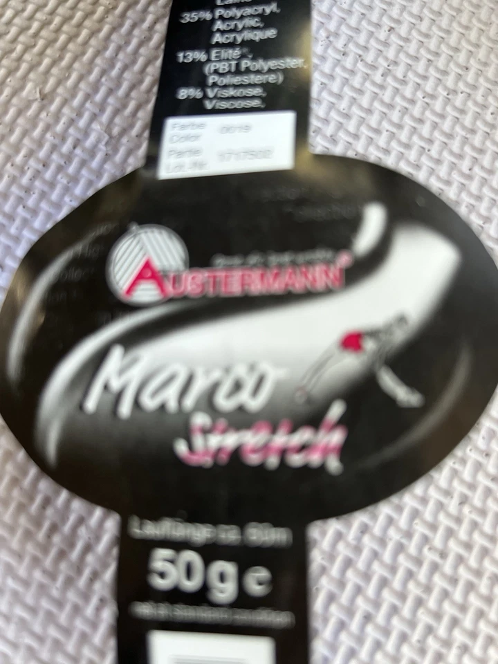 MARCO STRETCH AUSTERMANN YARNS: Bulky Wool/Acrylic- Dark Gray- Lot 9 +patterns - Image 4 of 4