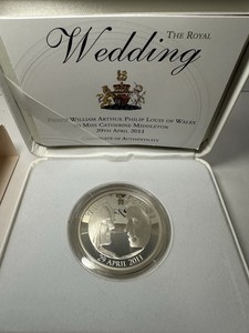 英国王室 2011 ロイヤルウェディング 記念 £5 銀貨 SV925 金メッキ Royal Wedding Coin | eBay