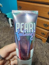 Pearl Fectionigt Perfectly Posh Face Mask