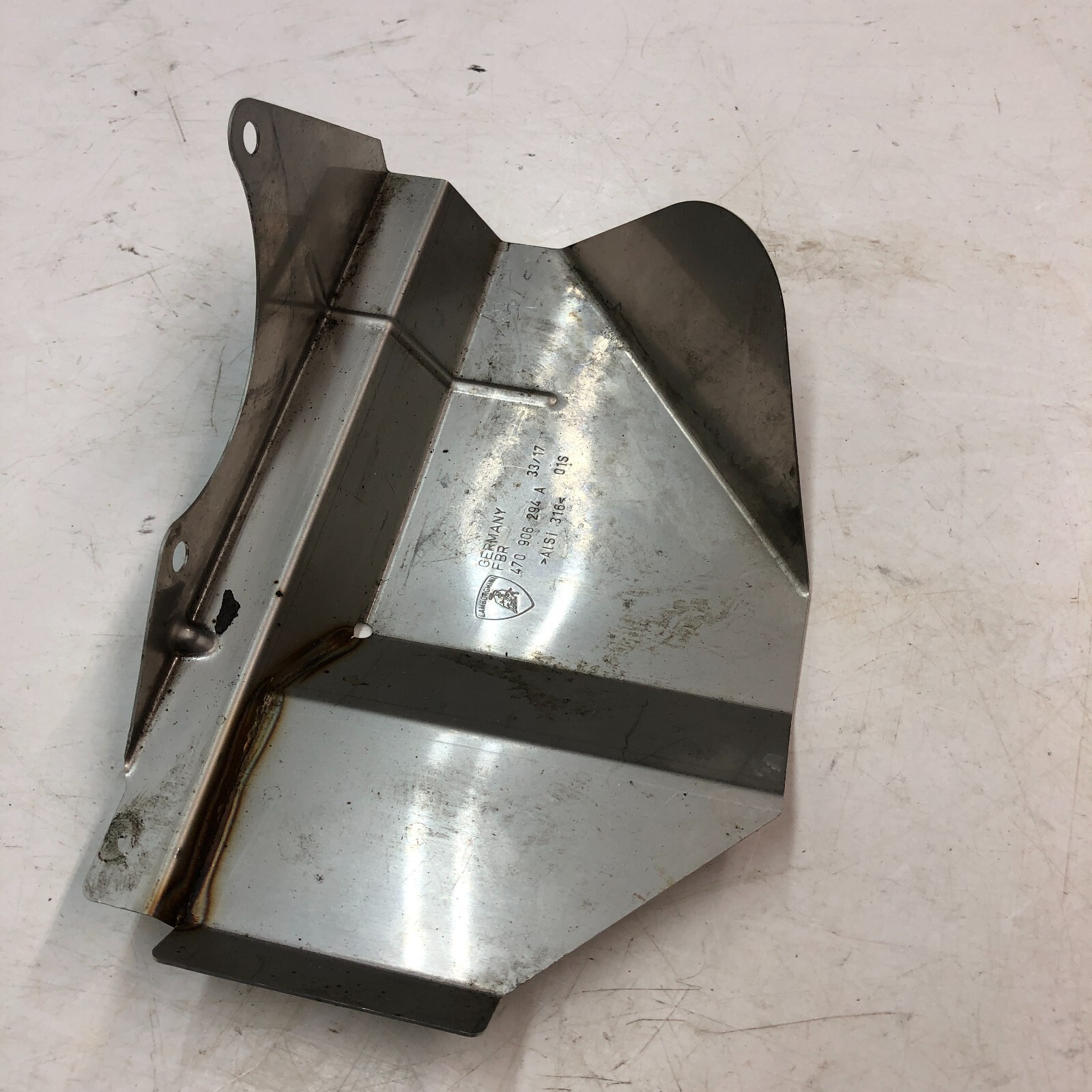 LAMBORGHINI AVENTADOR SECONDARY AIR RIGHT SIDE HEAT SHIELD OEM 470906294A