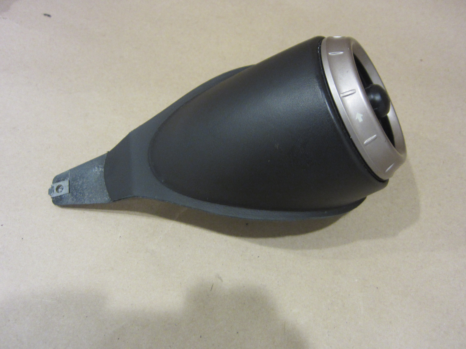 Ferrari California - Side Dash Air Vent Complete - P/N 80802400 & 81986900